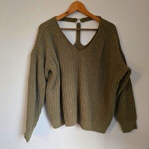 Love by Design Woman's Sweater XL